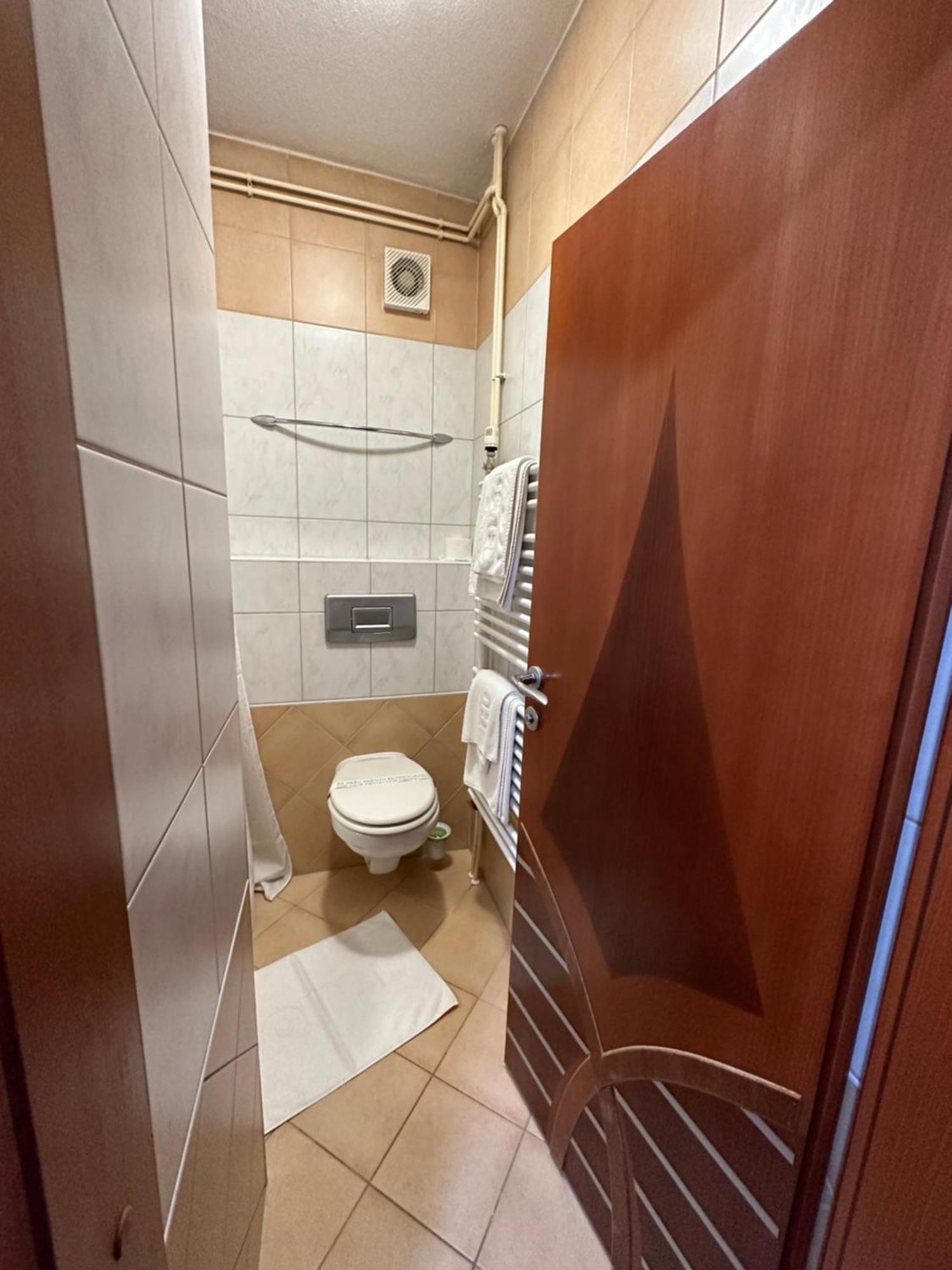 Park Hotel Bihać エクステリア 写真