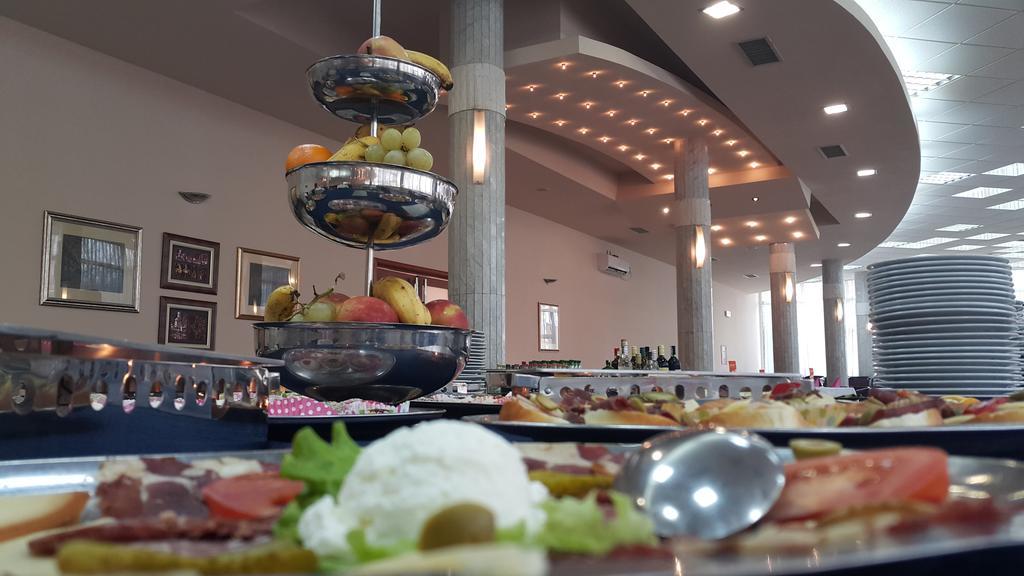 Park Hotel Bihać エクステリア 写真