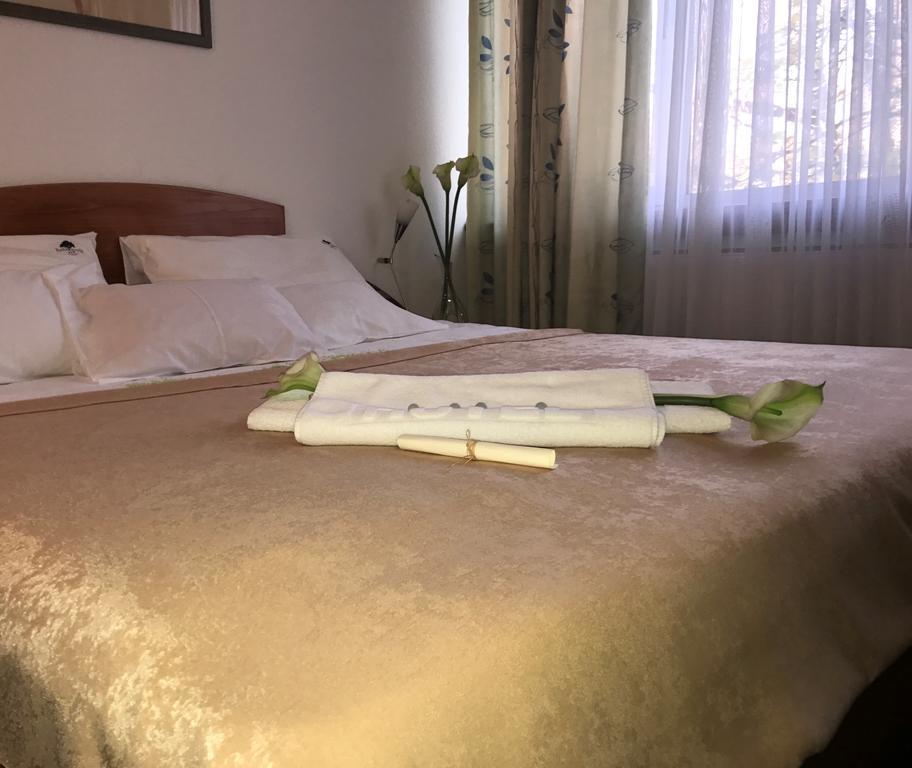 Park Hotel Bihać エクステリア 写真