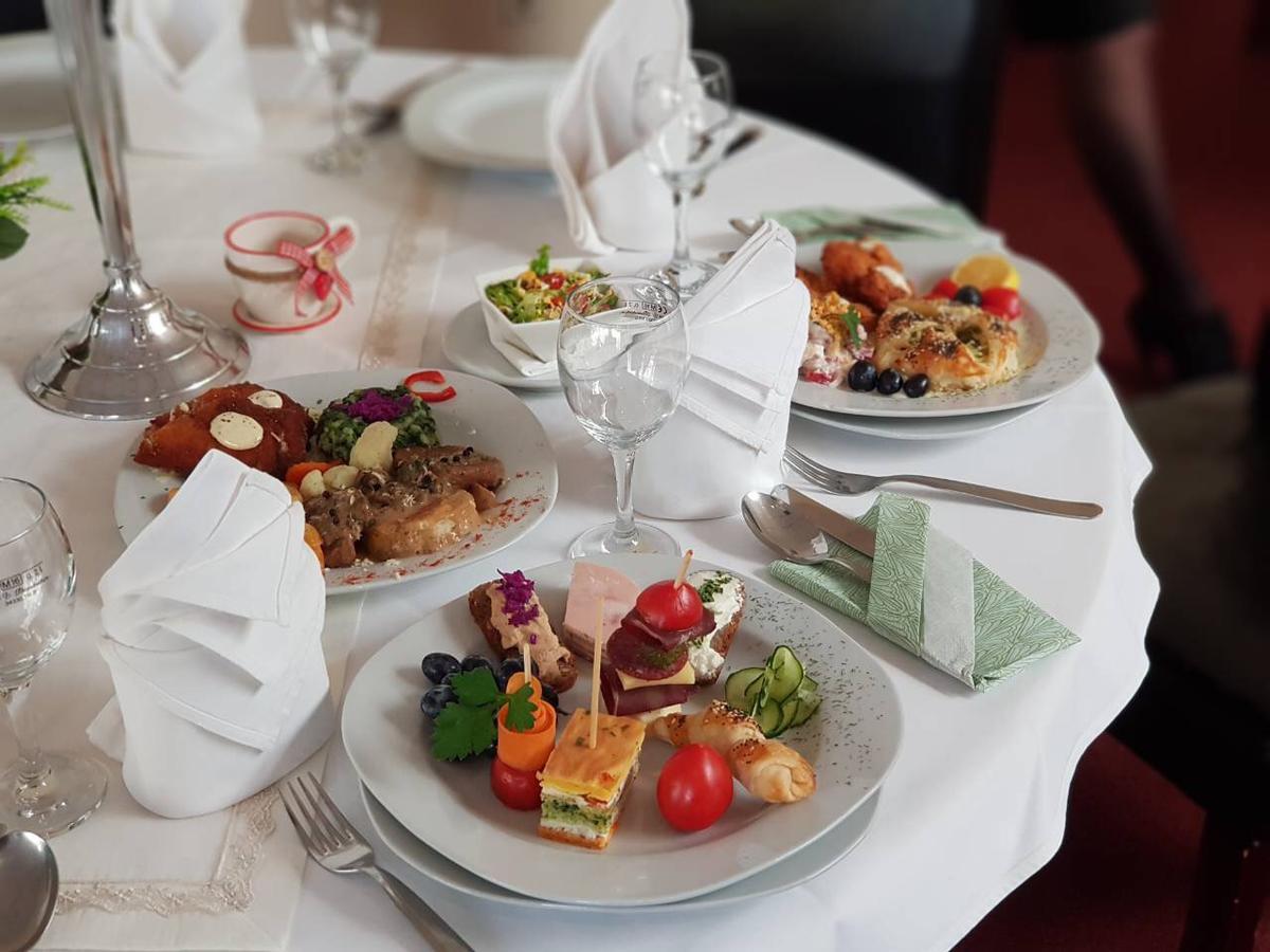Park Hotel Bihać エクステリア 写真