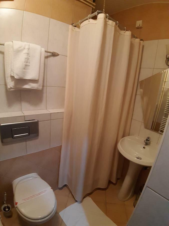 Park Hotel Bihać エクステリア 写真